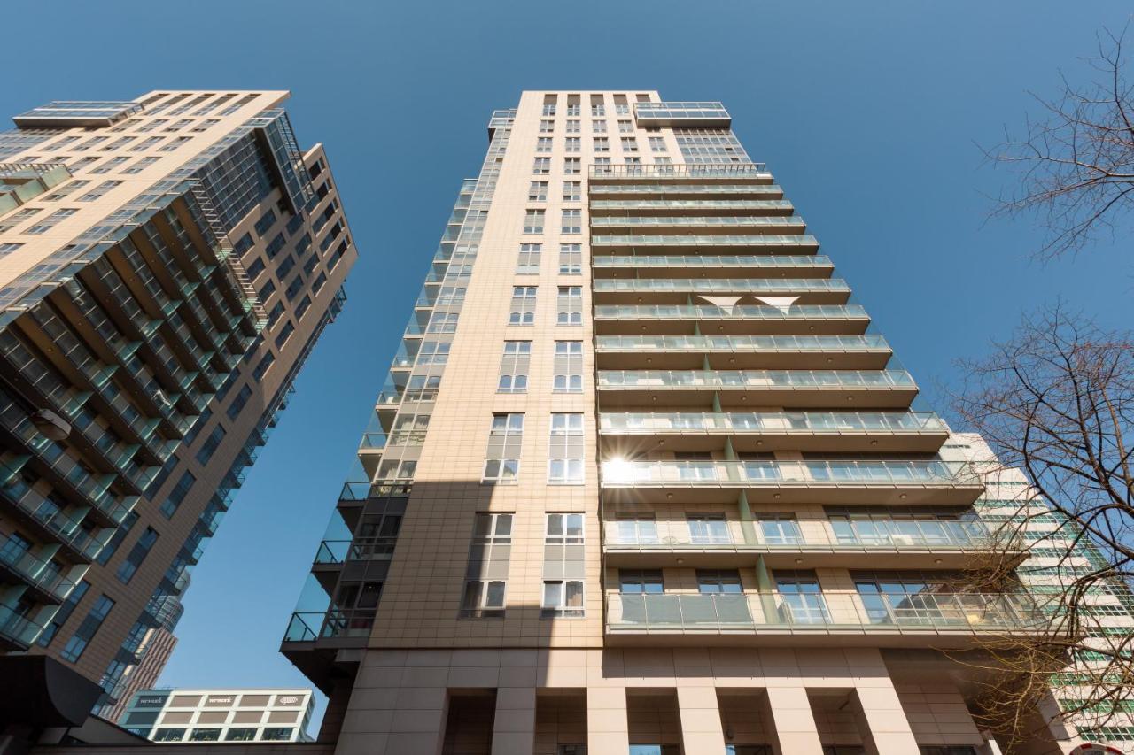 Platinum Towers Apartment With Parking By Renters Prestige Warszawa Eksteriør billede