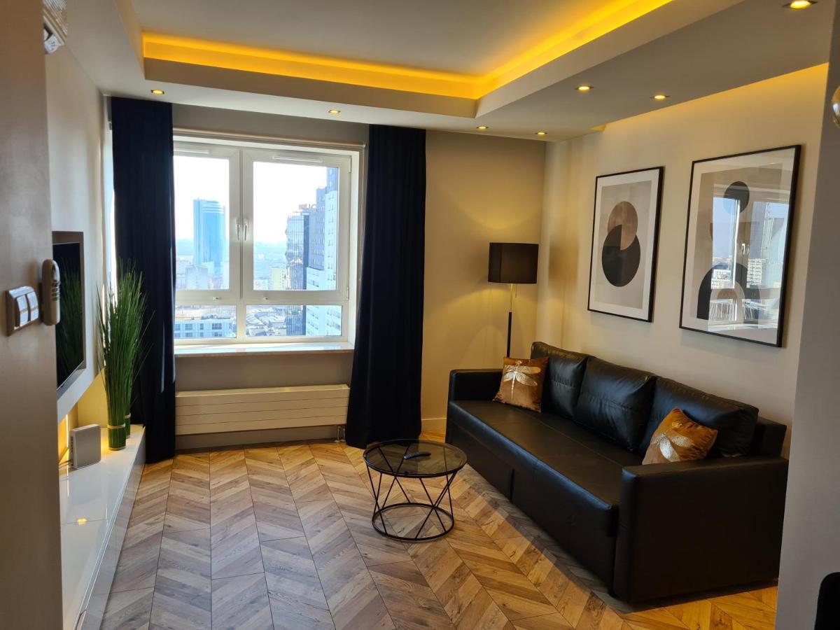 Platinum Towers Apartment With Parking By Renters Prestige Warszawa Eksteriør billede
