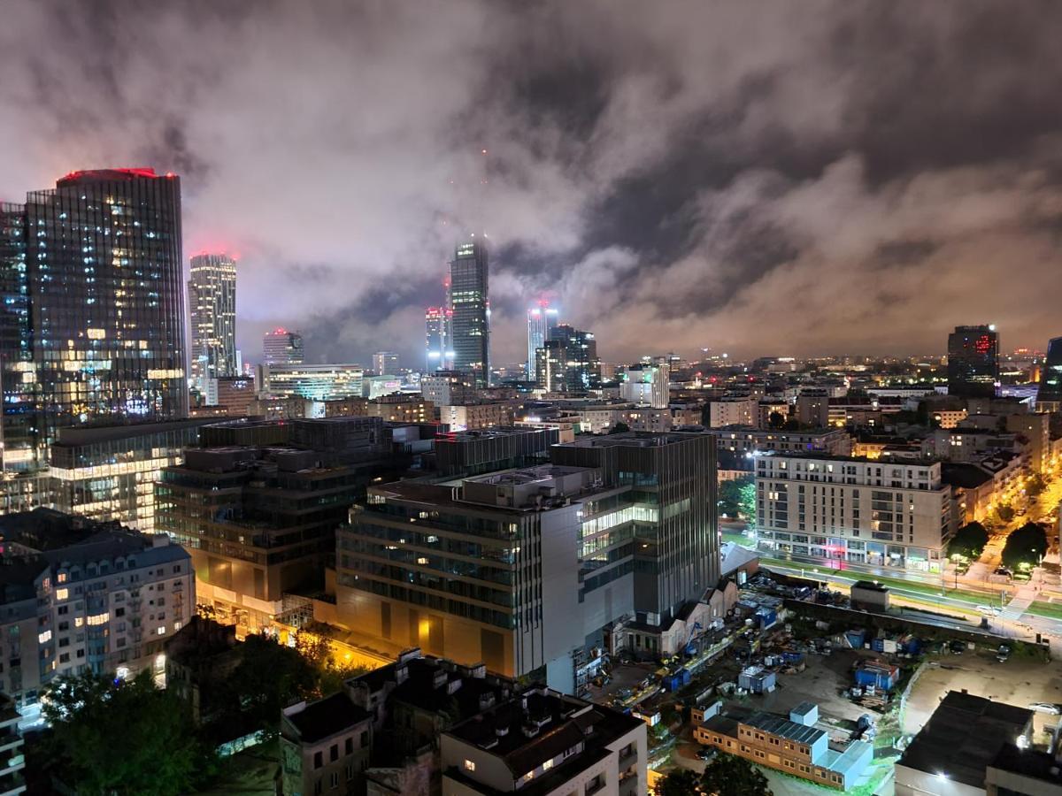 Platinum Towers Apartment With Parking By Renters Prestige Warszawa Eksteriør billede